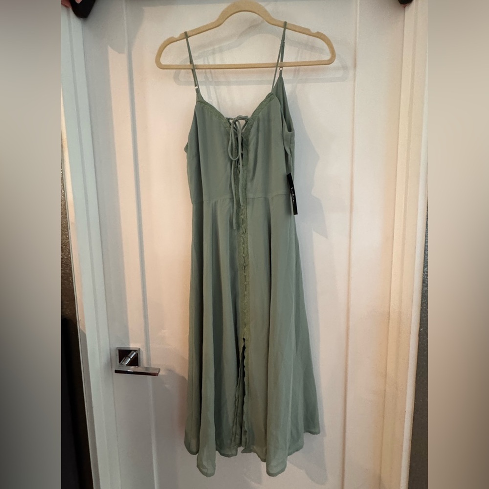 Lulus NWT Elegant Green Women's Dress